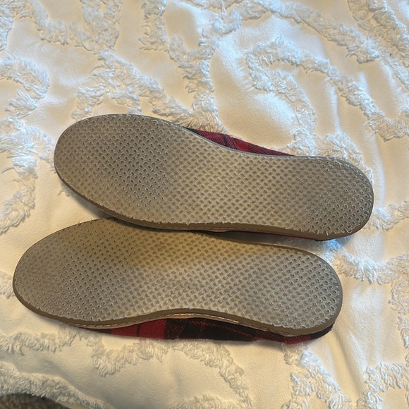 Size 9 Toms - Picture 2 of 2